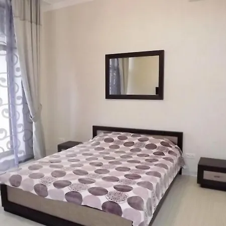 Arcadijskiy Palace Apartman *