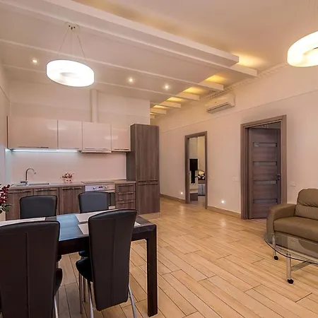Apartamento Arcadijskiy Palace *