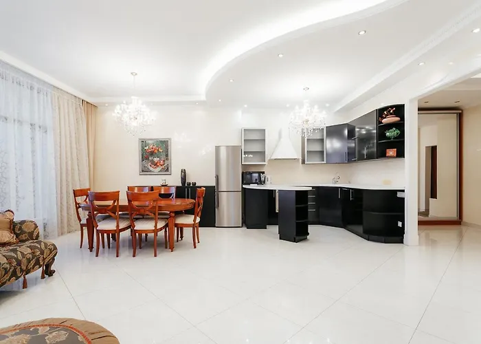 Arcadijskiy Palace * Odessa