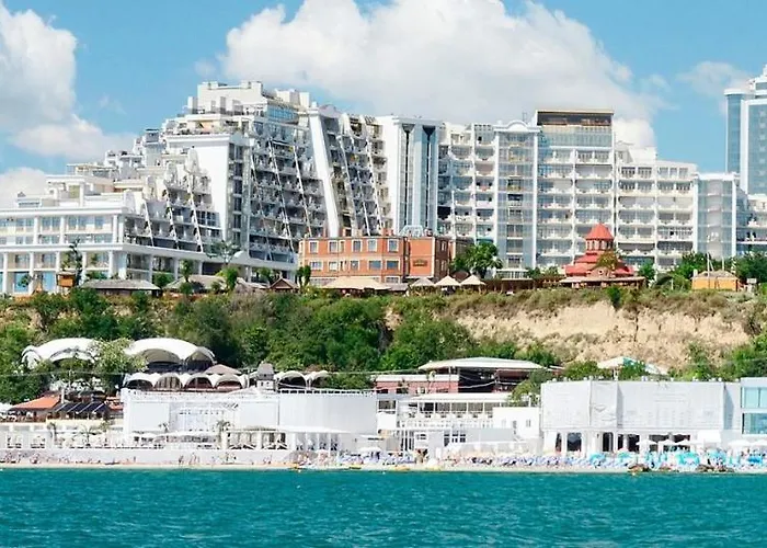 Arcadijskiy Palace Odessa