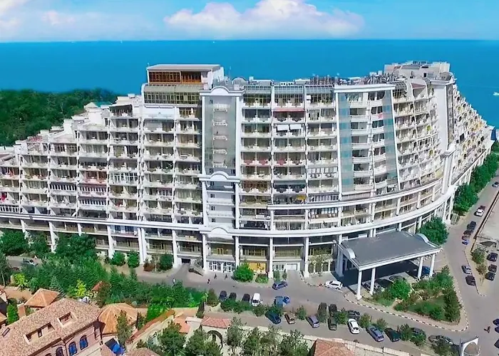 Arcadijskiy Palace Apartman *