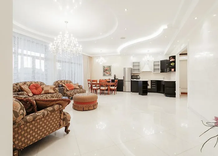 Arcadijskiy Palace Apartman *