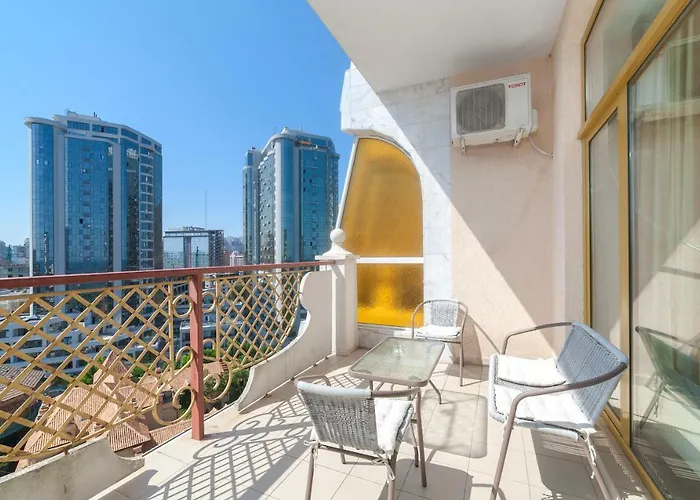 Arcadijskiy Palace * Odessa