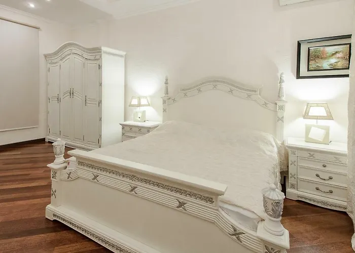 Arcadijskiy Palace Apartament Odessa