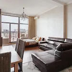 Apartmán Arcadijskiy Palace *