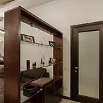 アパート Arcadijskiy Palace オデッサ