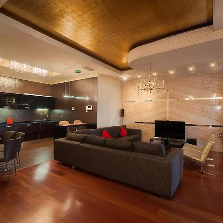 Arcadijskiy Palace Apartment